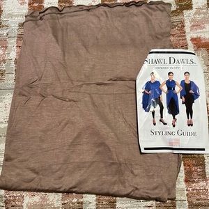 Shawl Dawls Covered in Style Styling Vest, One Size, New, instructions included!